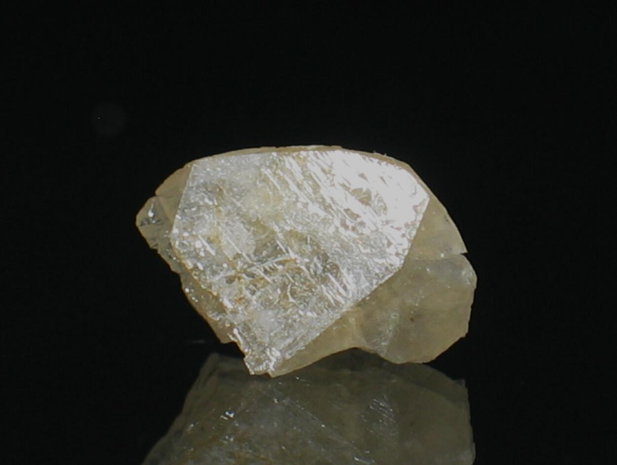 Glucine & Uralolite On Herderite