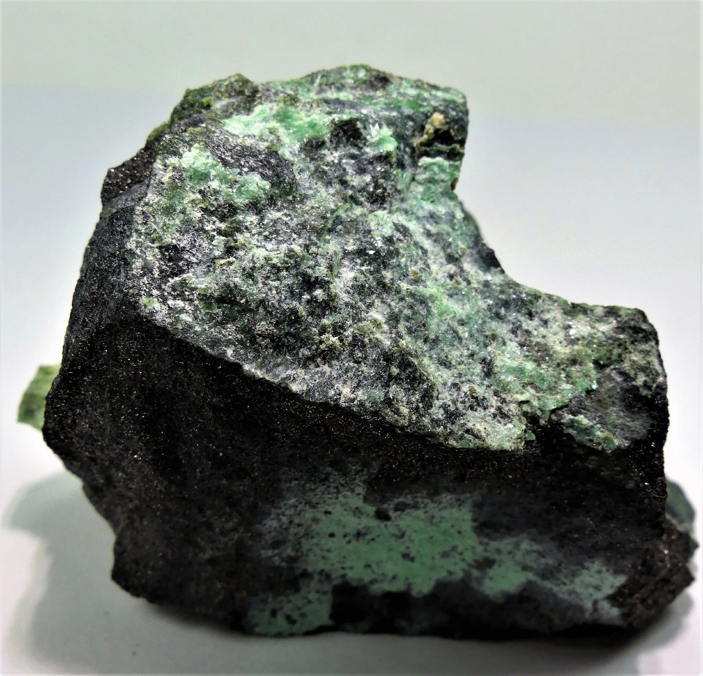 Chromite & Nickeline