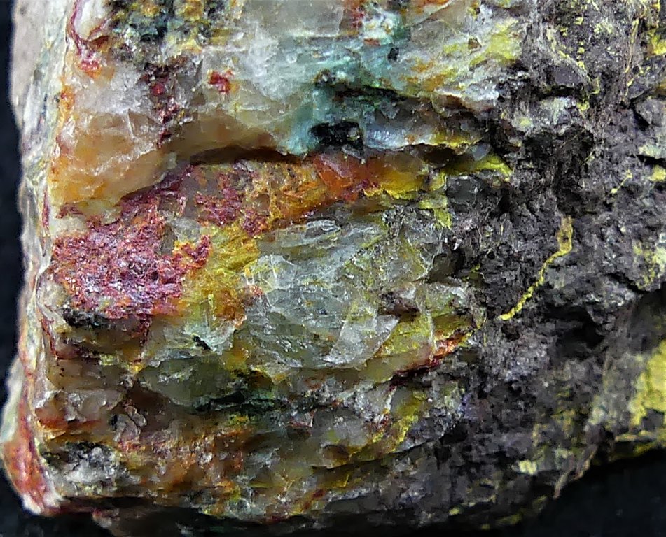 Phoenicochroite & Hemihedrite