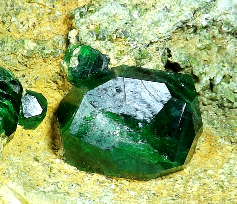 Andradite Var Demantoid