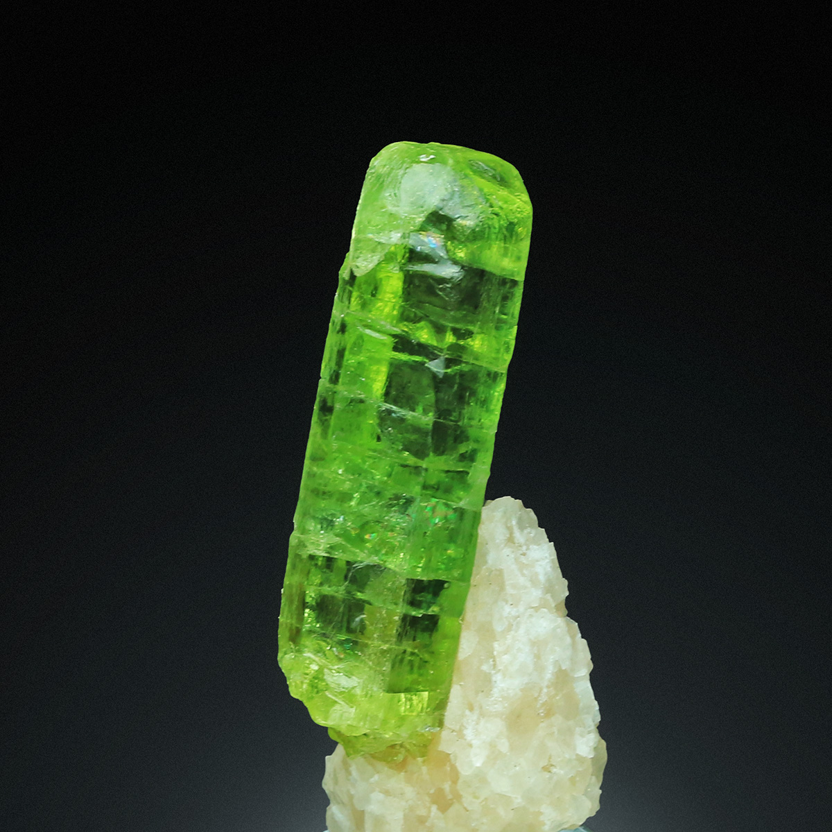 Fluorapatite On Calcite