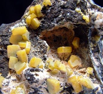 Wulfenite