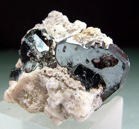 Hematite & Analcime