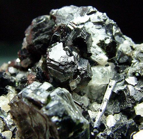 Magnetite Biotite & Albite