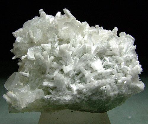 Mesolite & Apophyllite On Prehnite