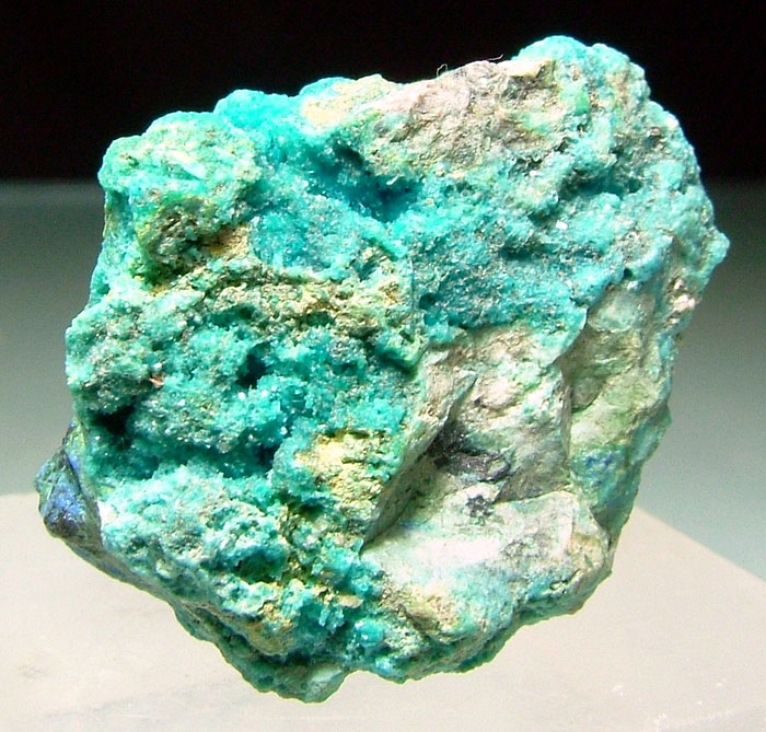 Caledonite