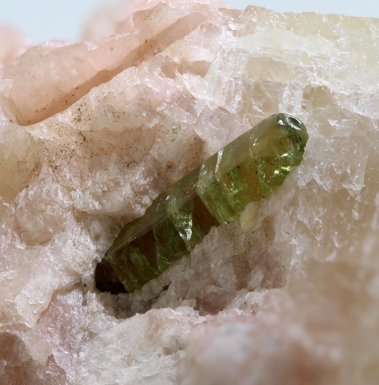 Apatite On Calcite