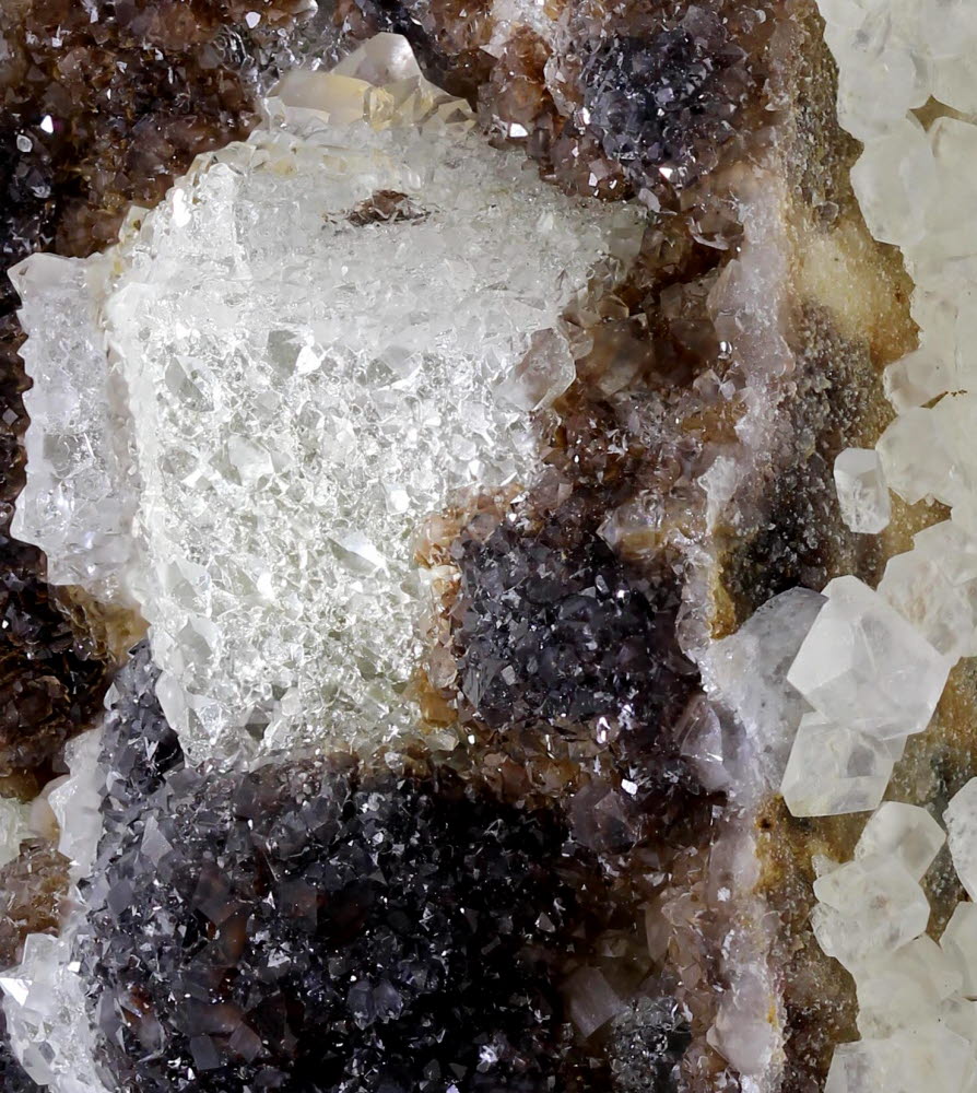 Fluorite Siderite & Quartz With Calcite