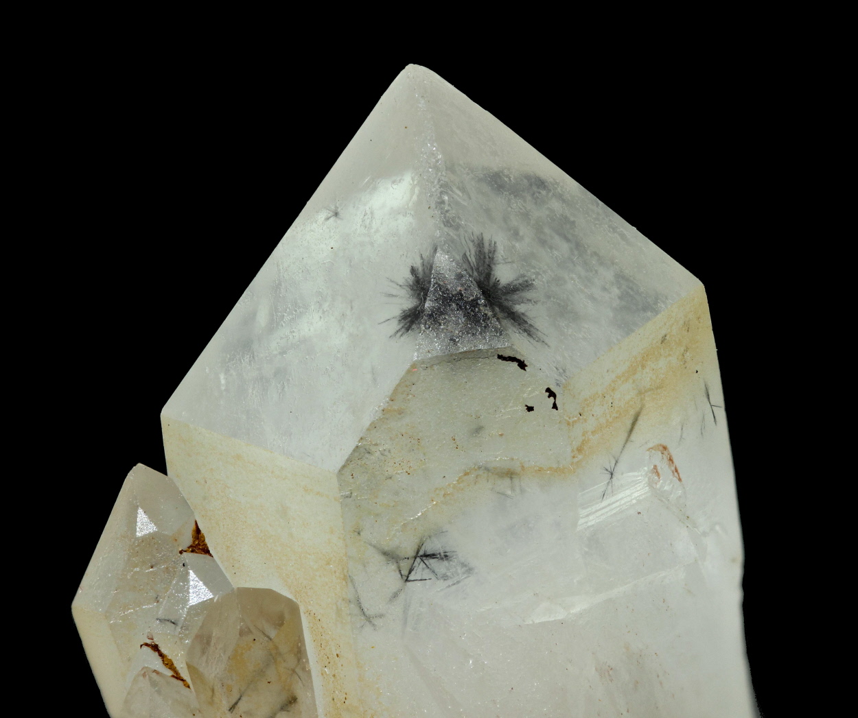 Quartz With Hollandite