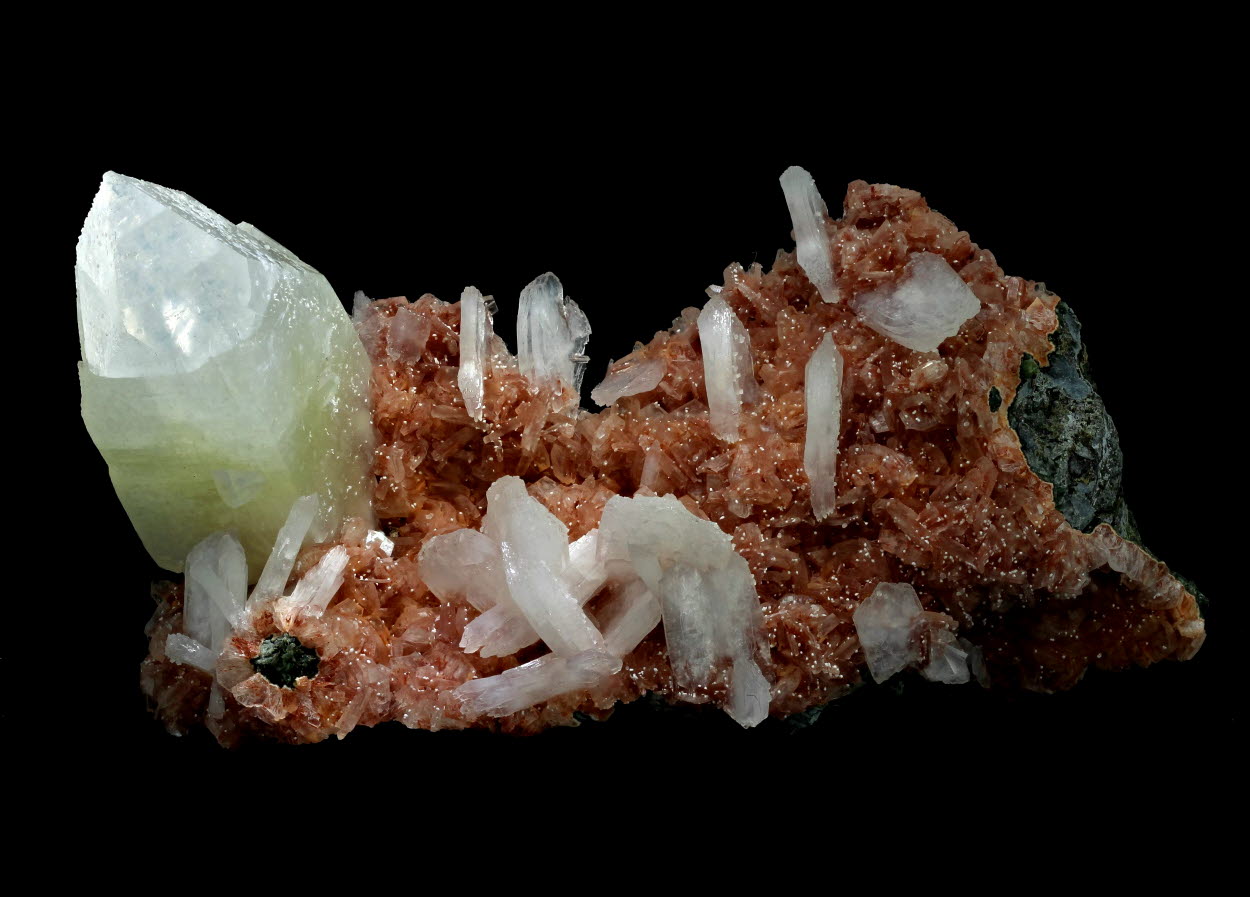 Apophyllite & Stilbite On Heulandite