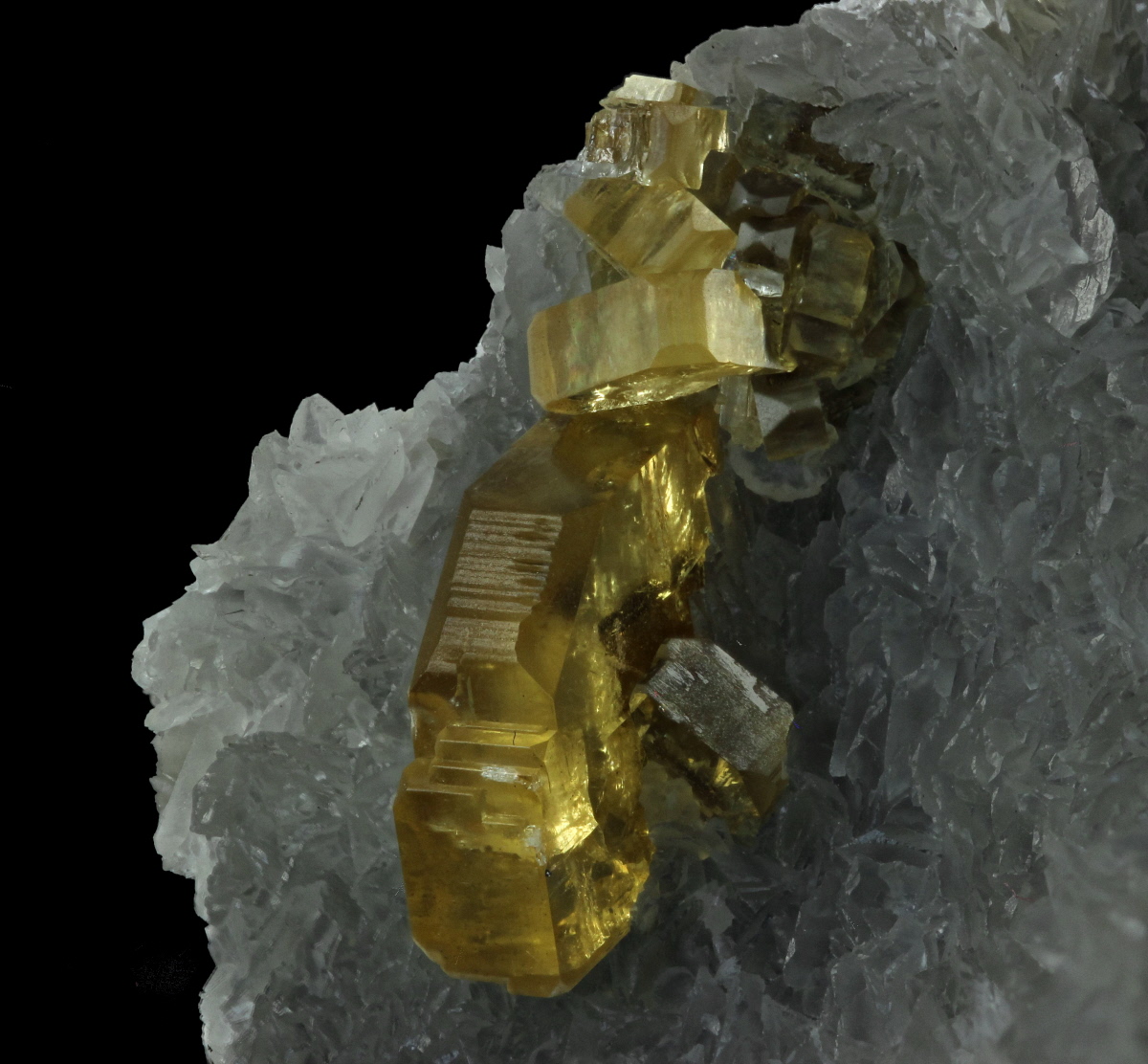 Baryte On Calcite