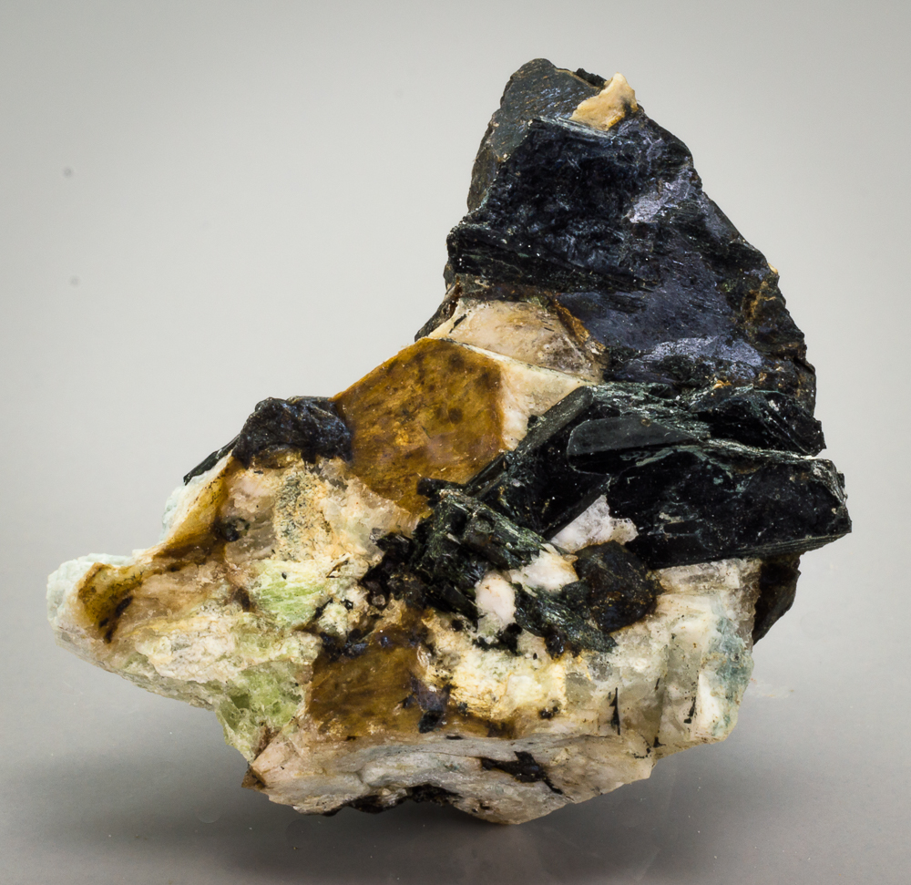 Steenstrupine Group