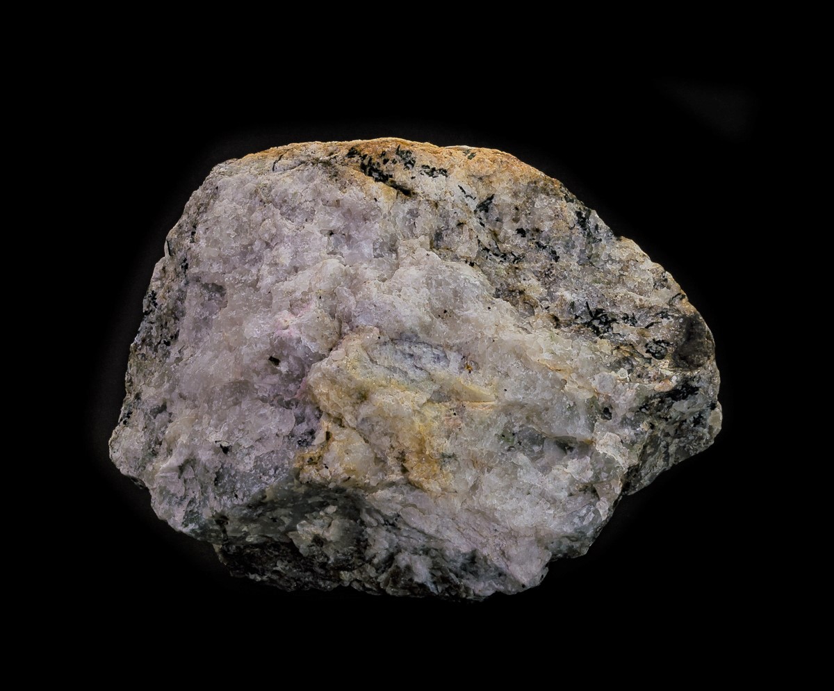 Tugtupite Chkalovite Analcime & Natrolite