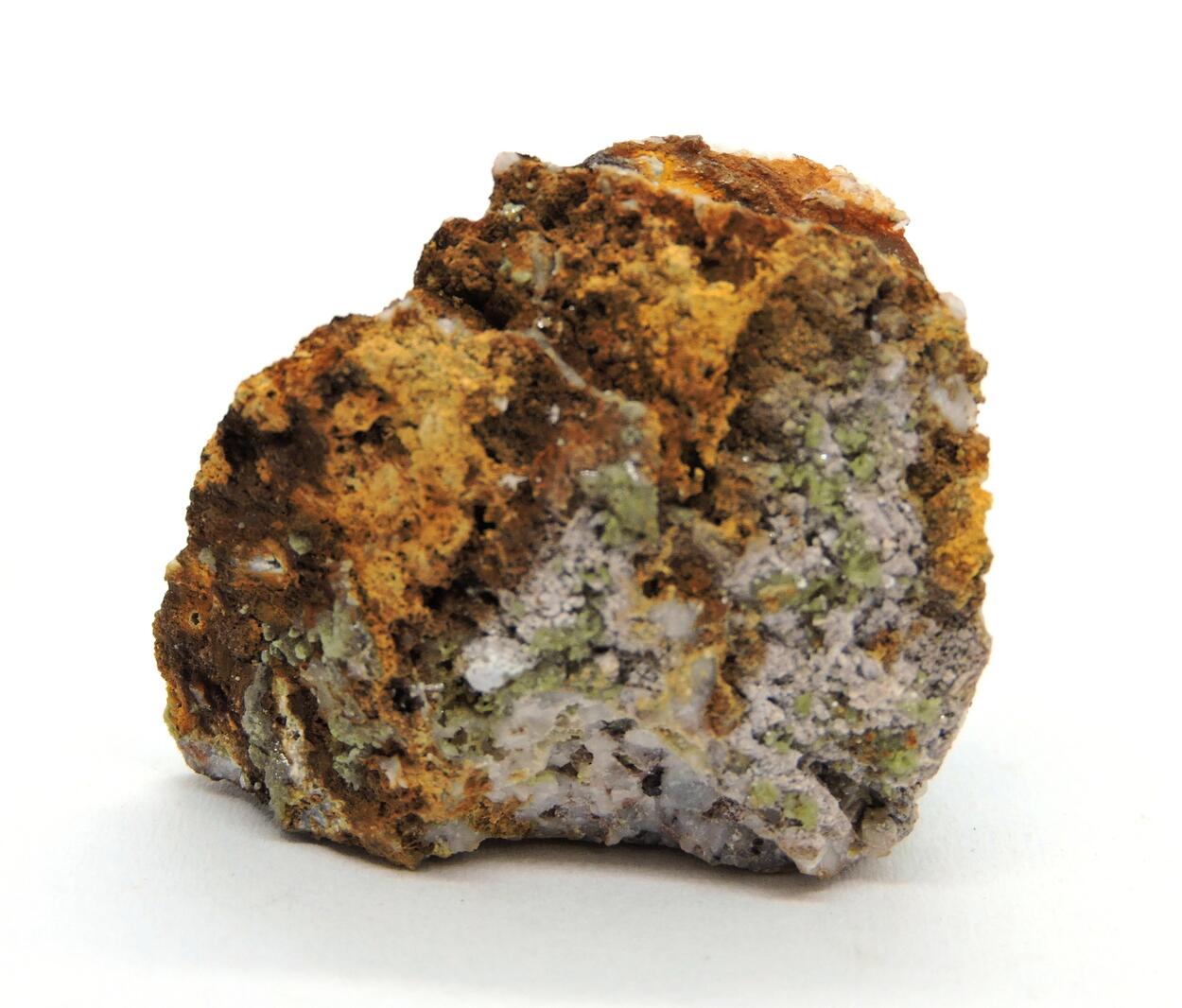 Krásnoite & Perhamite & Chlorargyrite & Zinclipscombite