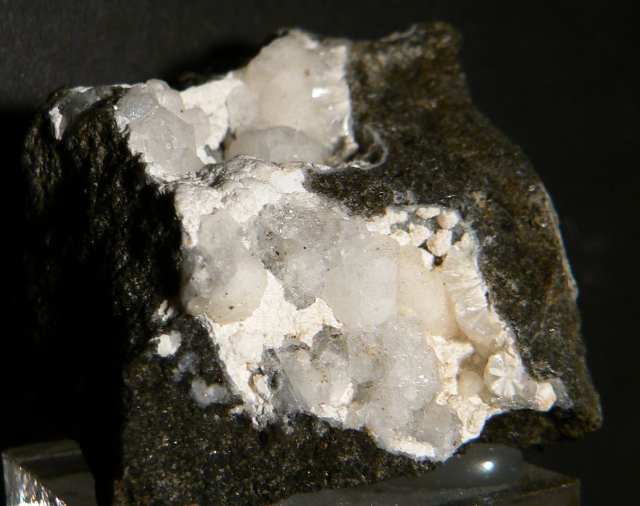 Analcime Gmelinite & Mesolite