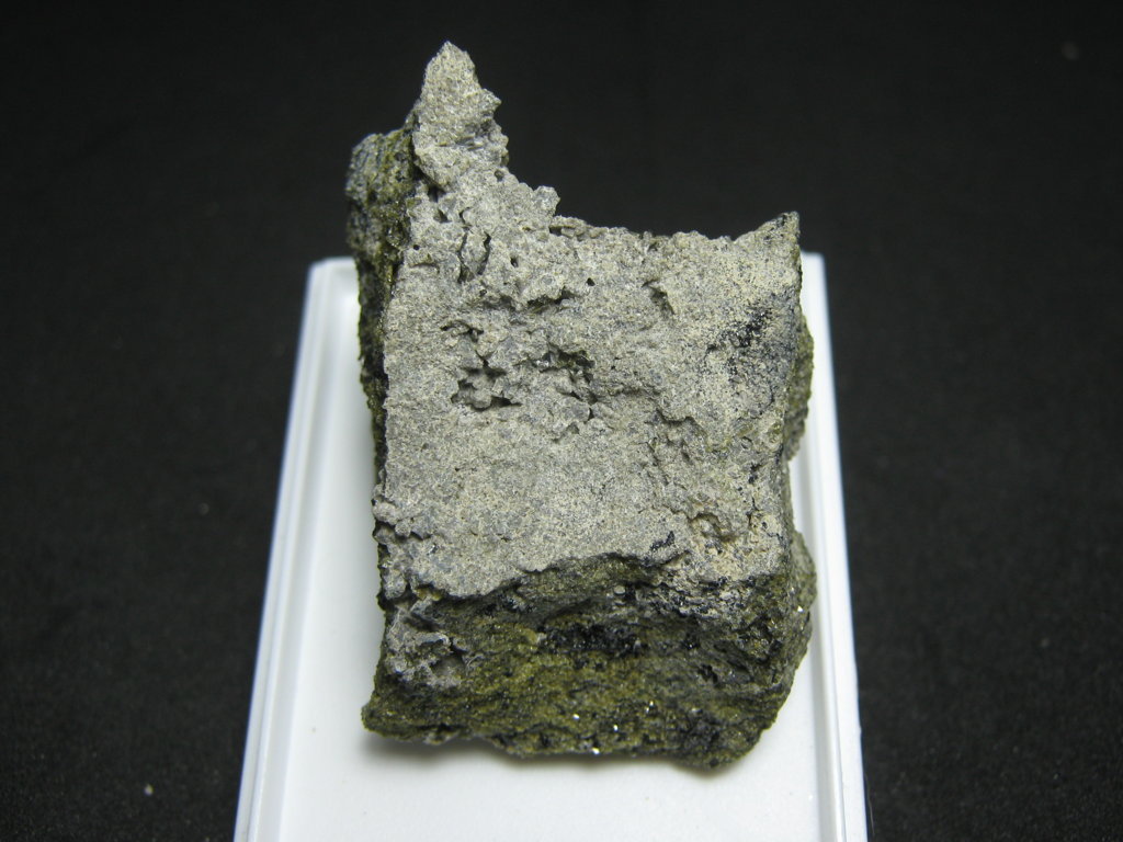 Ellestadite