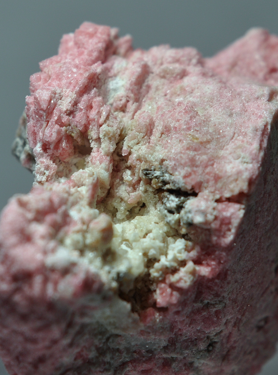 Thulite