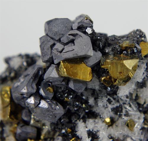 Galena Pyrite Chalcopyrite Sphalerite & Quartz