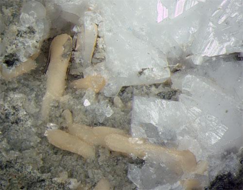 Gismondine & Calcite