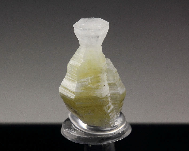 Weloganite