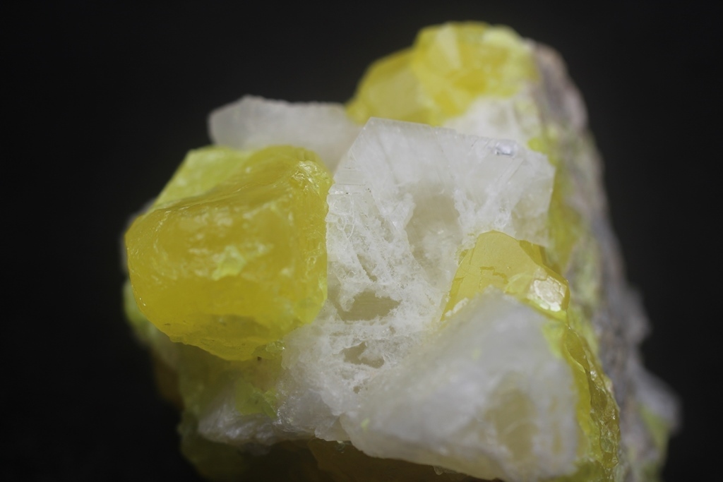 Aragonite & Sulphur