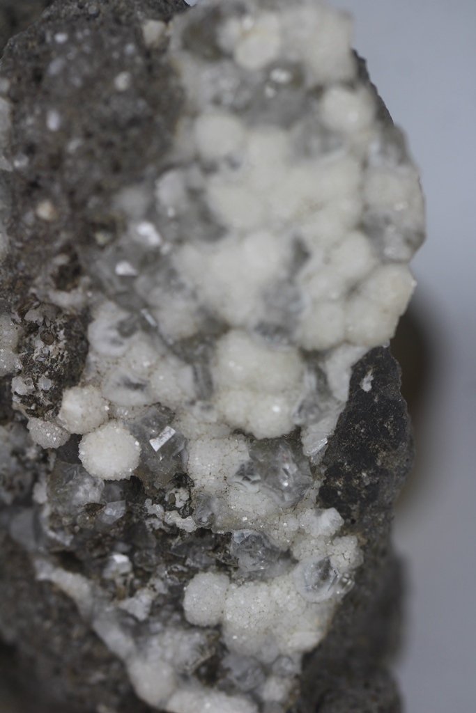 Analcime & Phillipsite