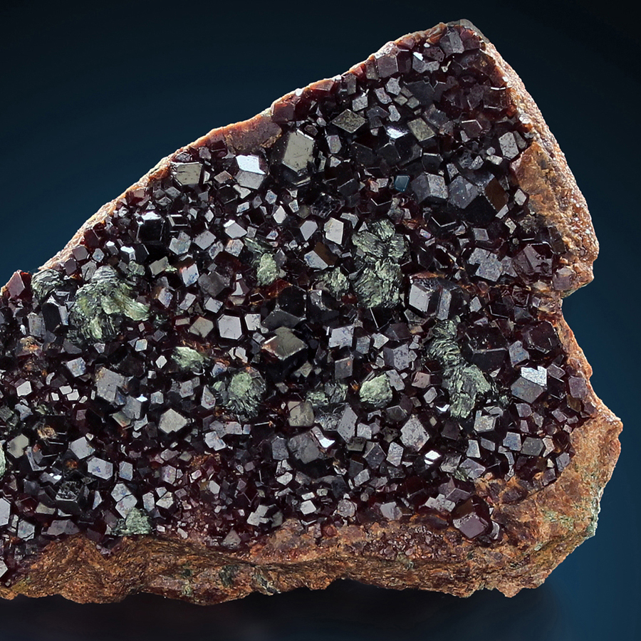 Hessonite & Clinochlore
