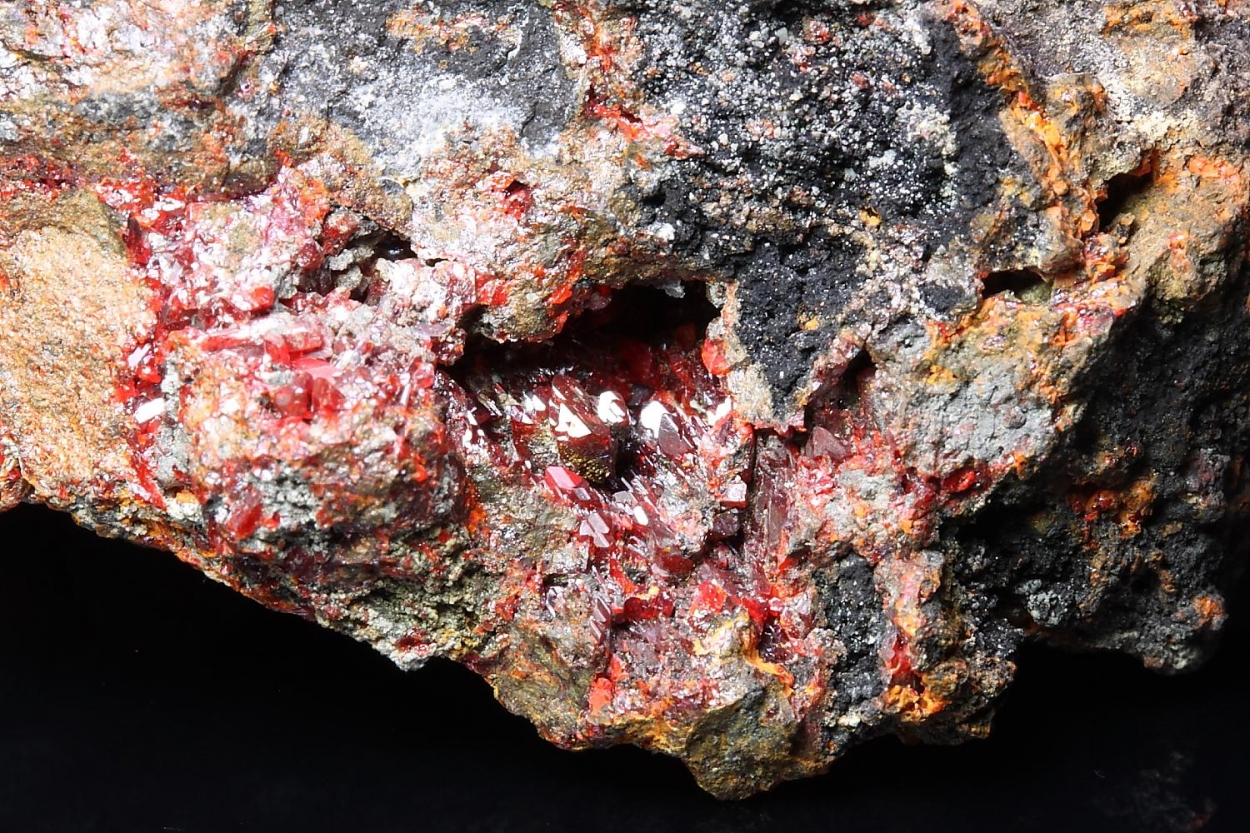 Lorándite & Realgar