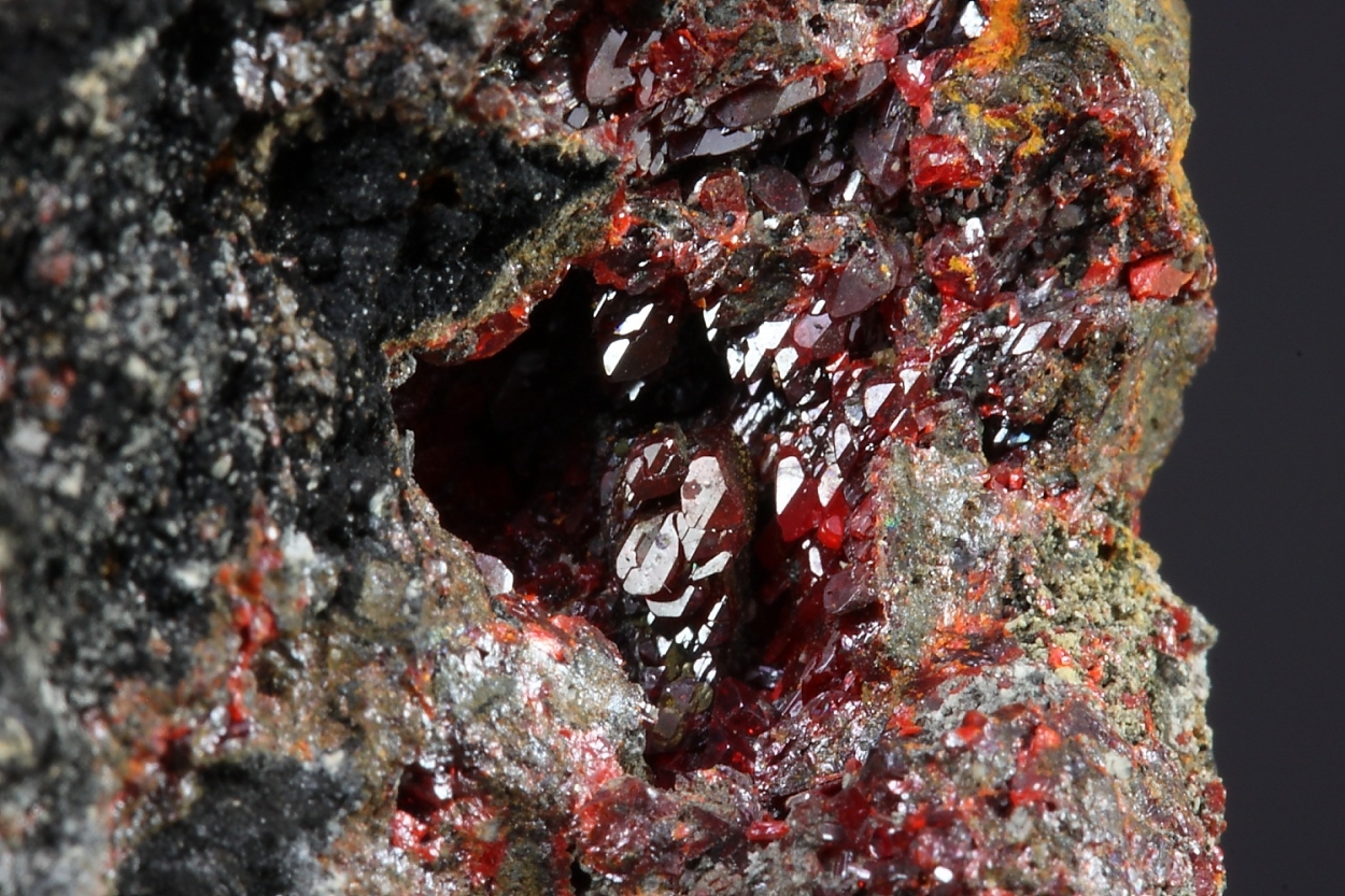 Lorándite & Realgar