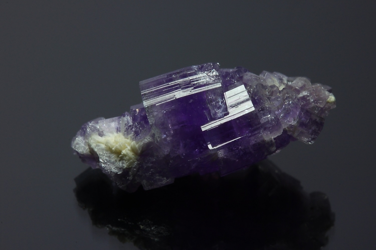 Fluorapatite