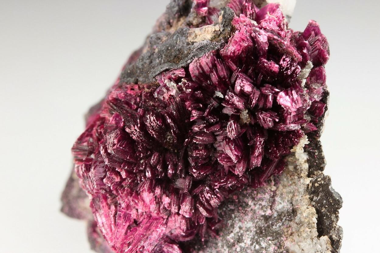 Erythrite