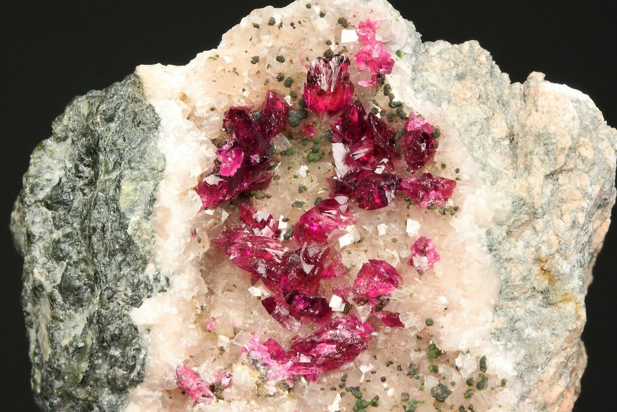 Roselite & Cobaltaustinite