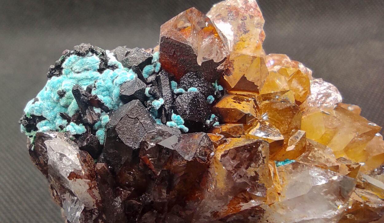 Aurichalcite & Quartz