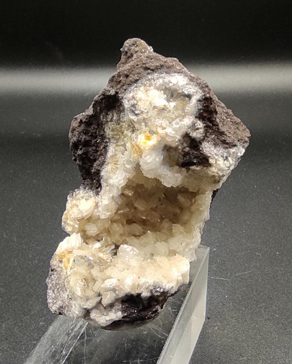 Fluorcalcioroméite & Baryte