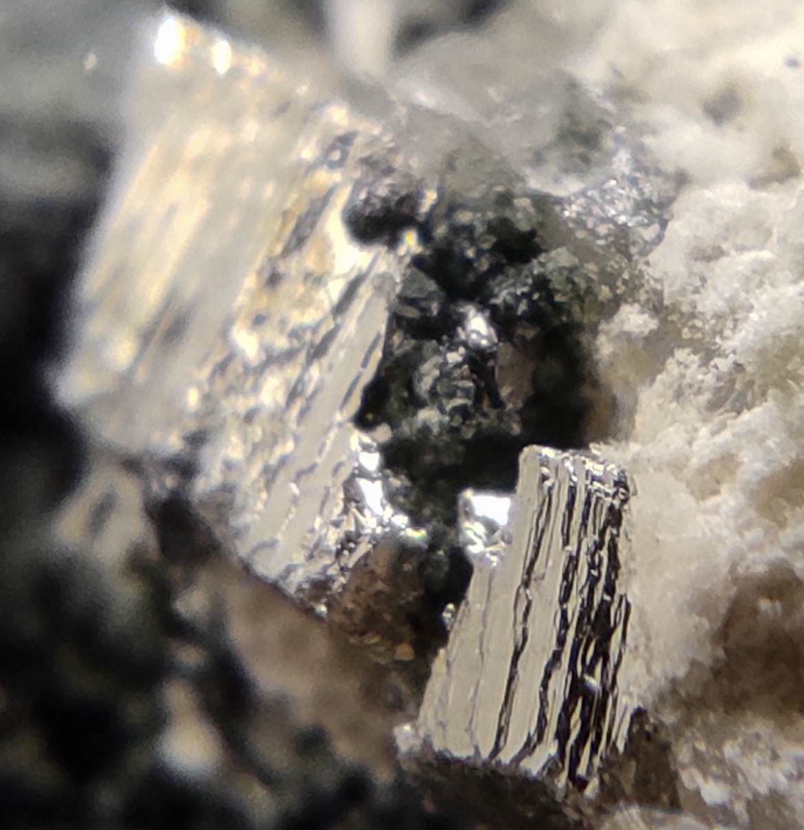 Sphalerite Quartz Rhodochrosite Calcite & Pyrite