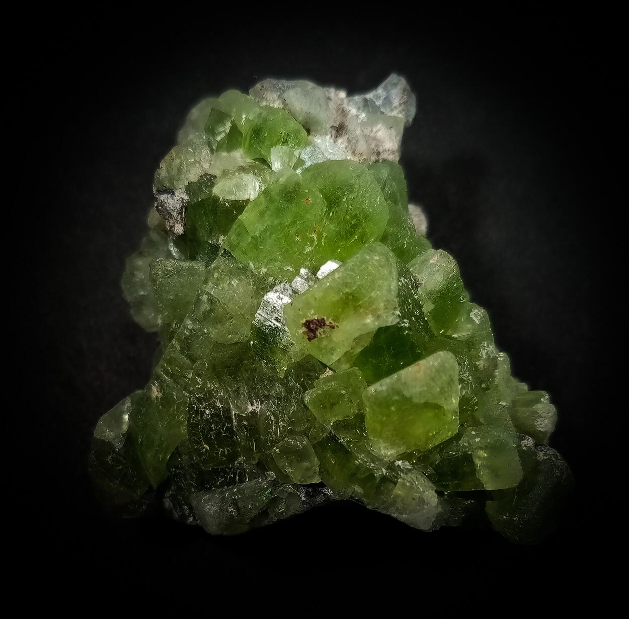 Forsterite Var Peridot