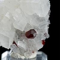 Uvite & Magnesite & Calcite