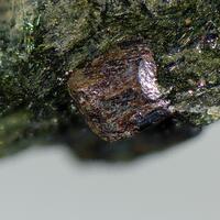 Tausonite