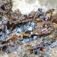 Rosenbuschite