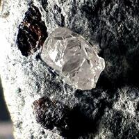 Diamond & Pyrope On Kimberlite