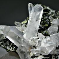 Quartz With Epidote