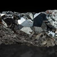 Hematite With Quartz