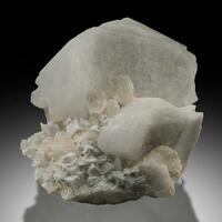 Feldspar Group Var Albite With Quartz