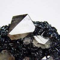 Quartz On Hematite