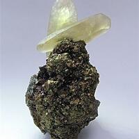 Calcite On Chalcopyrite