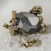 Tennantite-(Zn) & Pyrite