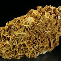 Wulfenite