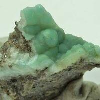 Apatite Var Staffelite