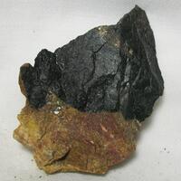 Allanite-(Ce)