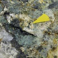 Köttigite & Millerite & Annabergite On Gersdorffite